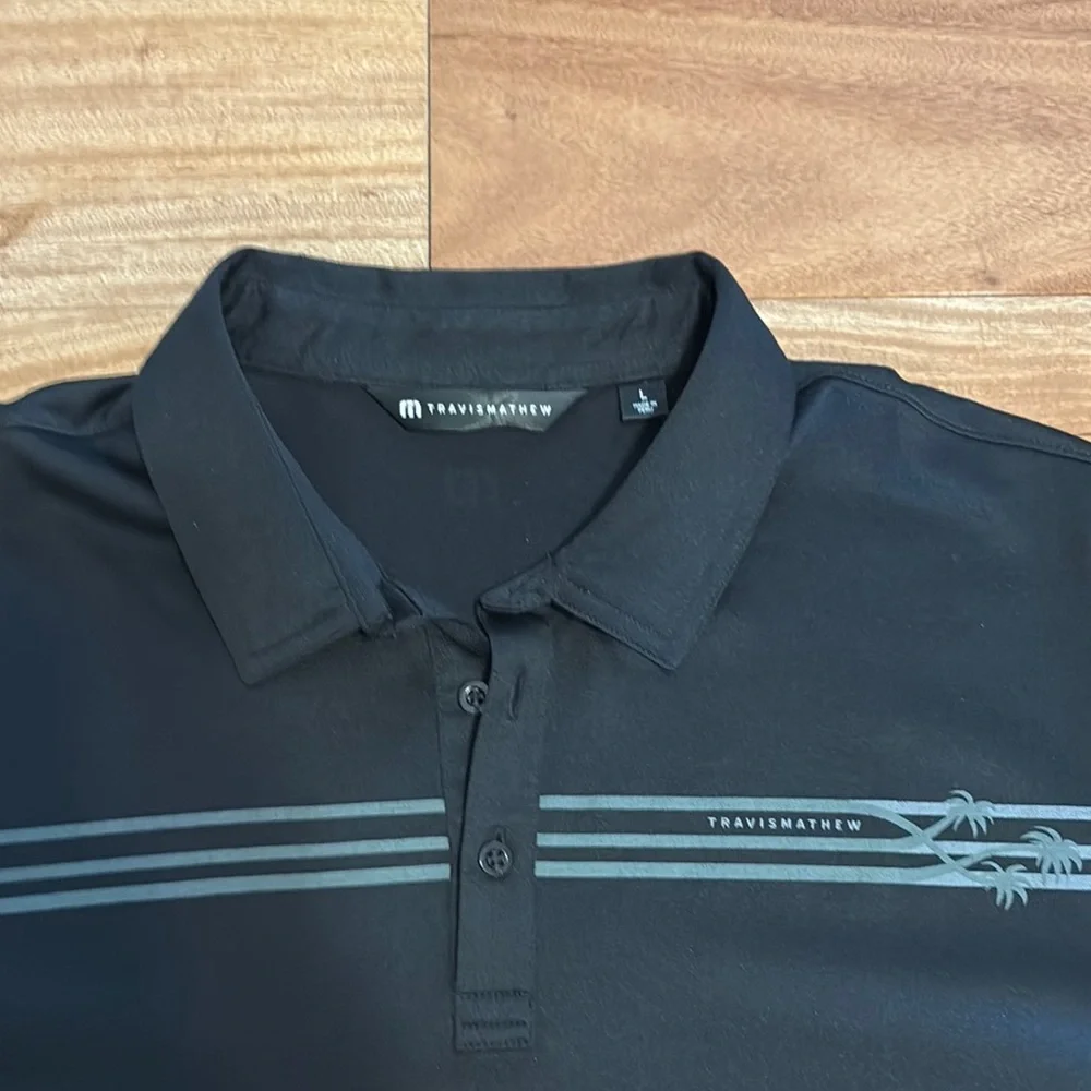 Travis Mathew Black Polo Shirt Casual Wear - Picture 2 of 9